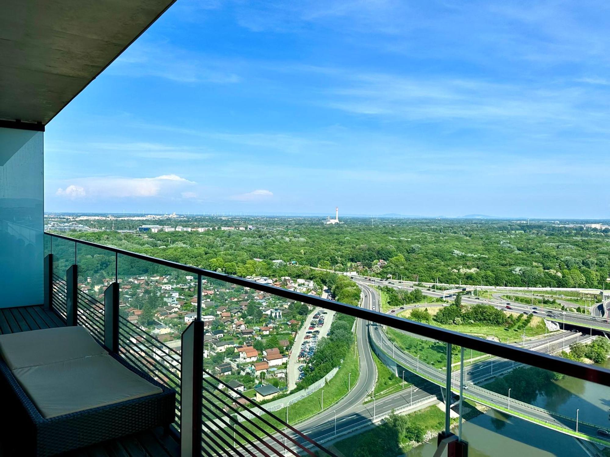 Luxury Penthouse I Rooftop Pool I Self Check-In Viena Exterior foto