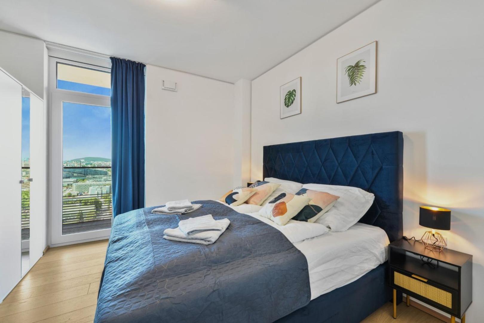 Luxury Penthouse I Rooftop Pool I Self Check-In Viena Exterior foto